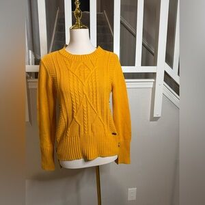 NWT Bass Mustard Cable Knit Sweater